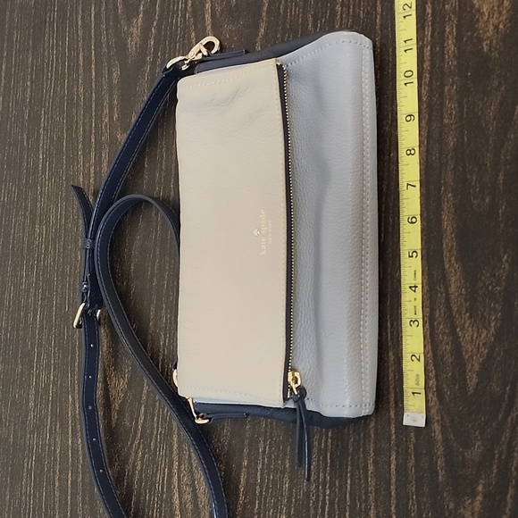 KATE SPADE NEW YORK Color Block Block Gray Tan Classic Crossbody - Picture 1 of 14